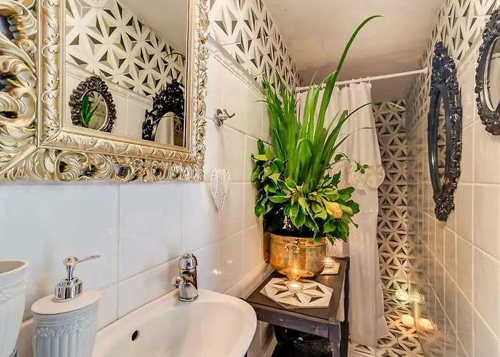 Eros House Nyaraló *